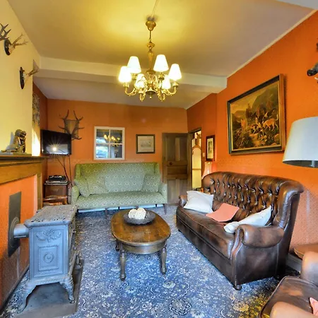 Tatil Evi Charming Villa, Paliseul, Cleaning Included *