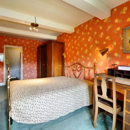 Charming Villa, Paliseul, Cleaning Included Tatil Evi Paliseul
